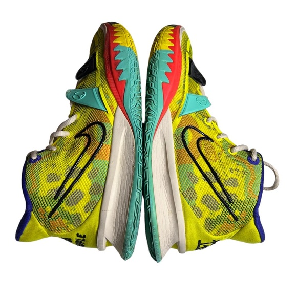 nike kyrie 7 1 world 1 people multicoloured basketball sneakers US 9.5 for men - Picture 8 of 16